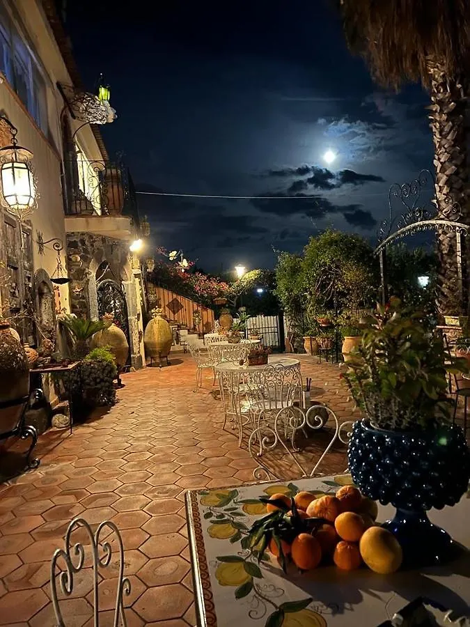 住宿加早餐酒店 陶尔米纳La Capanna Di Giuseppe E Maria住宿加早餐旅馆