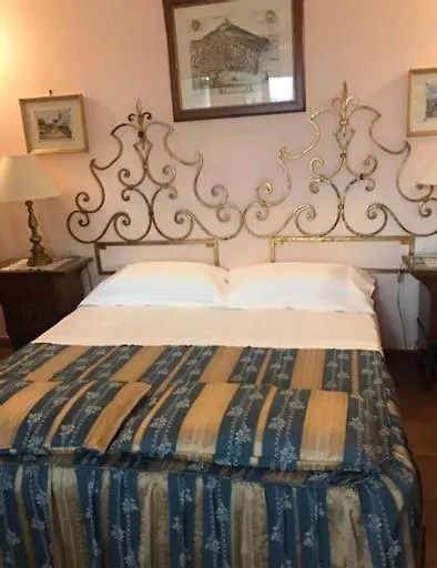 住宿加早餐酒店 陶尔米纳La Capanna Di Giuseppe E Maria住宿加早餐旅馆