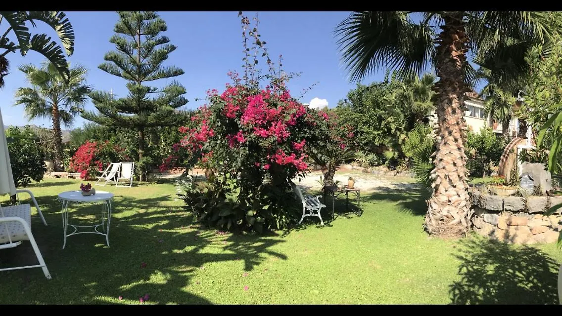 陶尔米纳La Capanna Di Giuseppe E Maria住宿加早餐旅馆 意大利